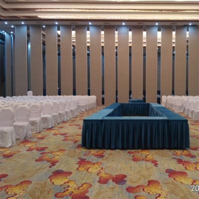 China Operable walls divider foldable moving partitions on wheels for meeting room for sale