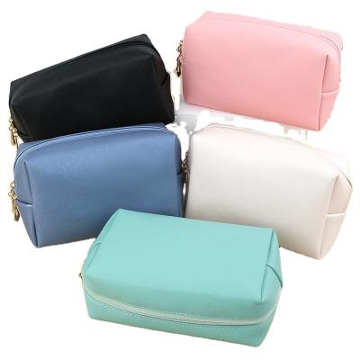 China New Arrival Fashion Travel Large Capacity Soft PU Cosmetic Bag Waterproof Toiletry Pouch For Women for sale