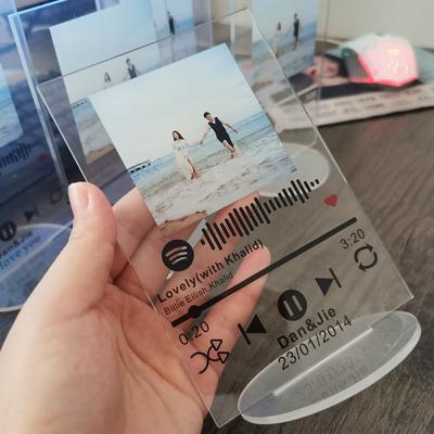 China Custom Spotify Code Music Acrylic Board 12x17cm With Stand Base Custom Photo Song Singer Album Name Date Cover Plate for sale