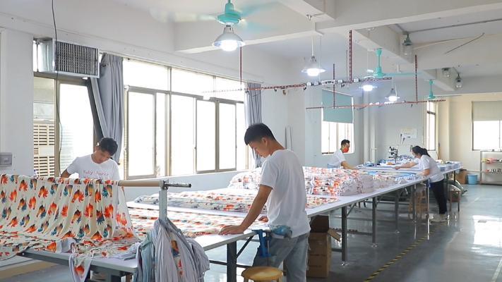 Verified China supplier - Foshan Hongbao Clothing Co., Ltd.