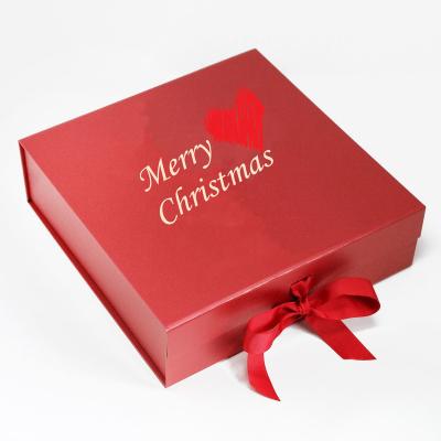 China Handmade Customize Paper Christmas Eve Packaging Magnetic Gift Box Christmas Decoration Gift With Ribbon for sale