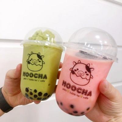 China o plástico 500ml descartável coloca a forma plástica dos copos U de Boba com tampas e palhas da abóbada à venda