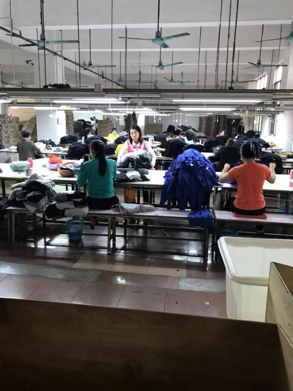 Verified China supplier - Guangzhou Yuexiu District Shenge Clothing Commercial Firm