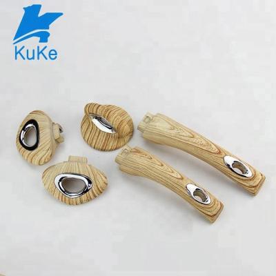 China Sustainable Professional Titanium Accessories Wooden Handle Cookware Kitchen Handles for sale