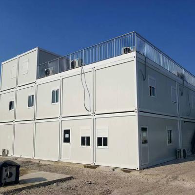 China Modern Easy Installation High Strength Modular Flat Pack Container Prefab House Labor Camp Building for sale