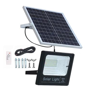 China Solar Powered Garden 1000lm IP67 18650 Battery Solar Wall Light Yard Gardens Patio LED Night Sensor Waterproof Outdoor Light for sale