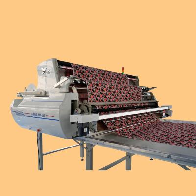 China Garment Shops Garment Cutting Table Cloth Machine Price Factory Good Cloth Spread Cutter And Spreading Machines for sale