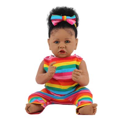 China Toy Amazon Hot Sale 58cm Soft Realistic Reborn Baby Dolls With Soft Body African American Realistic Girl Doll for sale