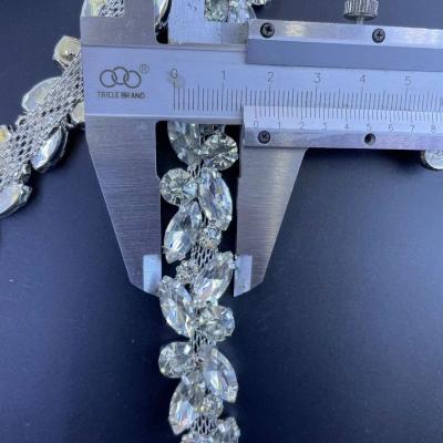 China ZSY OEM/ODM Flatback Wedding Dress Bridal Gown Garment Rhinestone Chain for sale