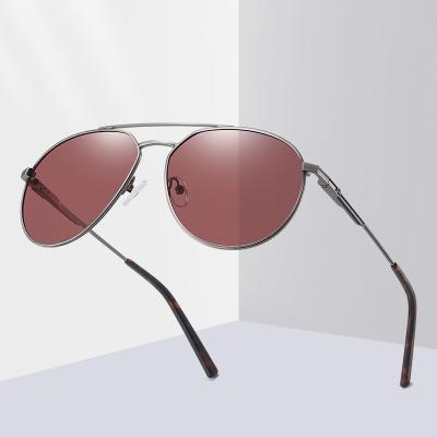 China New Fashion Metal Round Glass Sunglasses Men's Retro Vintage River Pilots Driving Finished Polarized Sunglasses With Case for sale