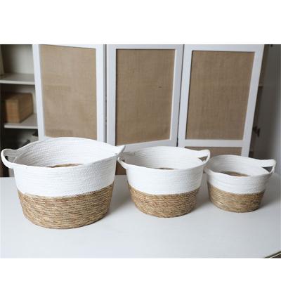 China Bathroom Sustainable Christmas Storage Baskets Vegetable Plankton Laundry Basket Straw Storage Stackable Basket for sale