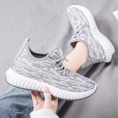 China 2021 YATAI YeezyBreathable Anti-slippery Sneakers Mesh Surface Shoes Breathable Deodorant Running Shoes Mesh Shoes Sneakers for sale