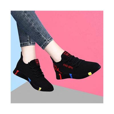 China Fashion Trend YATAI Factory Price Safflower Net Outdoor Women Shoes Casual With Breathable for sale