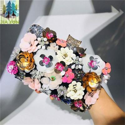 China Women Fashion Fashion Bling Party Wedding Vintage Flower Embroidered Small Case Evening Clutch Beaded Clutches for sale