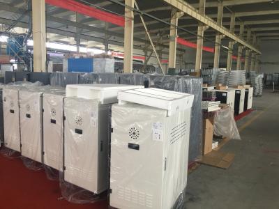 Chine AHL-E36 Armoire de charge de tablette avec système de sécurité serrures et clés et 4 roues à vendre