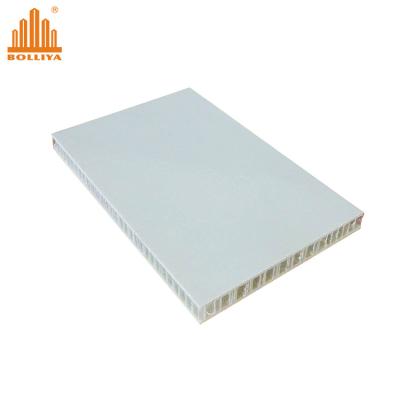 China Lightweight GRP Covered Fiberglass FRP PP Honeycomb Panel For Truck Bodies for sale