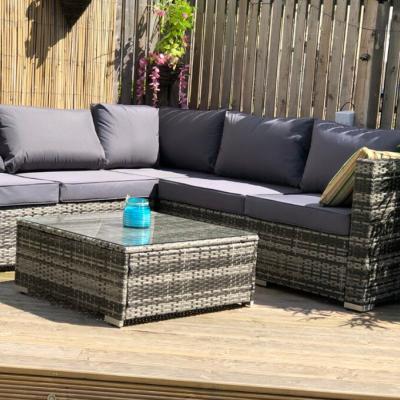 China Waterproof Outdoor Furniture All Weather Patio Sofa Set Furniture Rattan 5 Person Luxurious Garden Seating Sofa Set Outdoor for sale