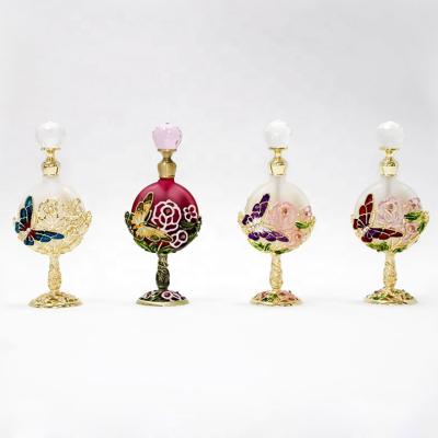 China Personal Care Classic 8ml Perfume Bottles Patented Rose Flower Empty Glass Essential Metal 0il Refillable Fancy Attar Bottle#70261 for sale