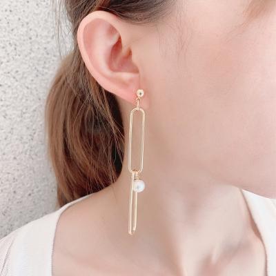 China Punk Fashion Pave Crystal Lightning Stud Earrings Ladies Exquisite Student Girlfriend Jewelry Accessories for sale