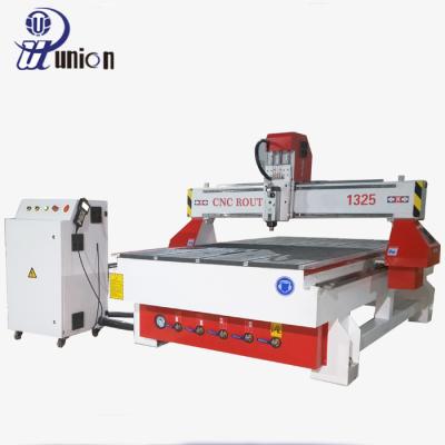 China Building material stores CE certification maquinas de carpinteria de madera cnc router 1325 good cost performance for sale