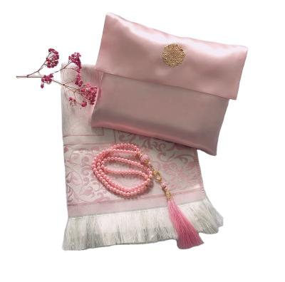 China Portable Dusty Rose Luxury Prayer Blanket with Pocket and Sajadah Prayer Mat with Prayer Beads for sale