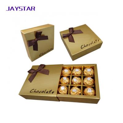 China Recycled Materials Food Grade Luxury Cardboard Candy / Custom Decorative Wedding Chocolate Boxes With Dividers for sale