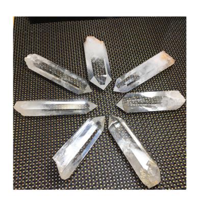 China Wholesale Clear Quartz Clear Tower Europe Large Quartz Group Clear Tower for Home Decoration for sale