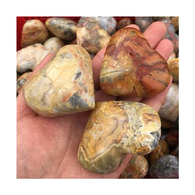 China Wholesale Natural Crazy Heart Agate Lace Stone Europe Quartz Heart Shaped Home Decoration for sale