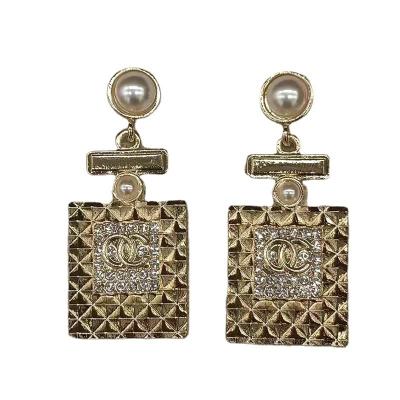 China FASHIONABLE luxury women brand name stud earring gold plated jewelry wholesale designer inspired earrings for sale