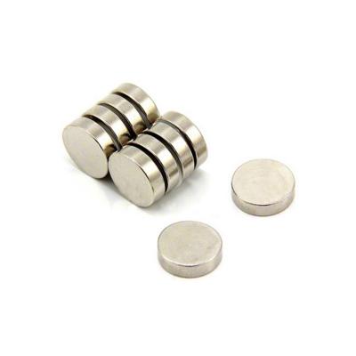 China Cheap industrial magnet N50 N52 neodymium round magnet for sale rare earth disc neodymium magnet big price for sale