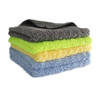 China 400gsm Sustainable 40*40CM Ultra Plus Microfiber Cleaning Cloth Towel Car Wash Towel for sale