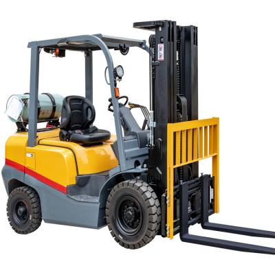 China Hotels 3T LPG Forklift With 2 Step 3 Meters Free Full Mast Can Work Inside Containers for sale