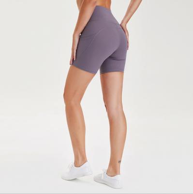 China 2021 Anti-Wrinkle Naked Skin-Friendly Yoga Shorts Side Pockets High Waist Pants Fitness Shorts for sale