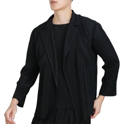 China FXZ 2021 New Miyake Pleated Men's Breathable Blazer Fashion Men's Leisure Tuxedo Custom Made Suit Pleated Casual Office Man Suit Coat for sale