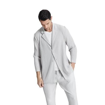 China FXZ 2022 New Men's Casual Pleated Suit Coat Miyake Breathable Pleated Mens Blazer Coat for sale