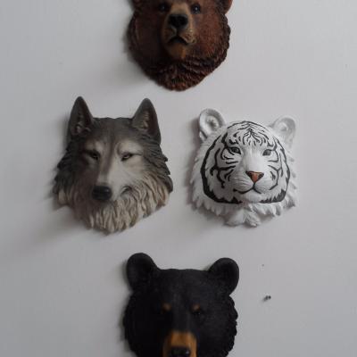 China Europe 2019 New Exquisite Home Office Building Wall Decoration Resin Animal Main Item Crafts Main Crafts for sale