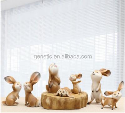 China Wholesale Creative Europe Cartoon Rabit Sculpture In Resin Craft For Gift Decoration for sale