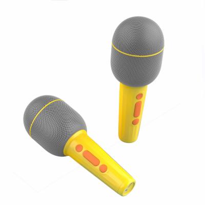 China Handheld Wireless Microphone K3 BT Karaoke Machine, Kids Wireless Karaoke Microphone For Birthday Home Party for sale