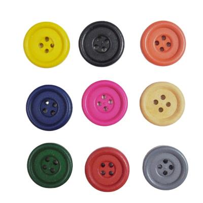 China Europe Hot Selling 4-Holes Natural Wooden Button For Clothes for sale