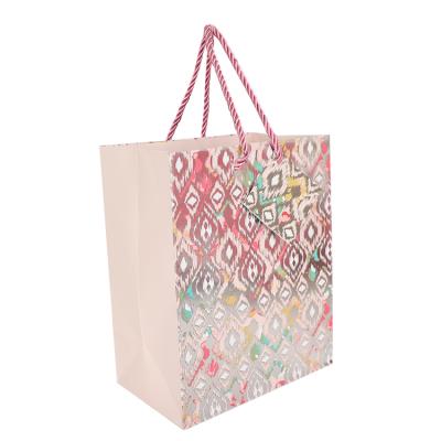 China High Quality Biodegradable Hot Sale Wedding Party Favor Personalized Custom Paper Bag for sale