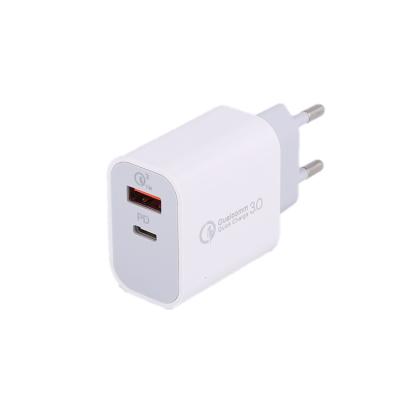 China Time Socket PD Adapter Charger Pd+Usb Charger Usb Wall Charging Shorter Super Fast Charger for sale