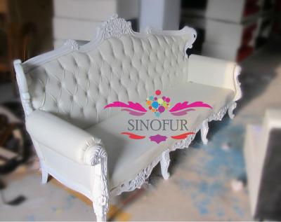 China Chesterfield SOFA White Classic Model Wooden Baroque Sofa for sale