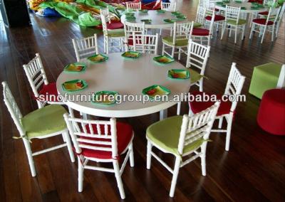 China Solid wood kids party tables and chairs for sale