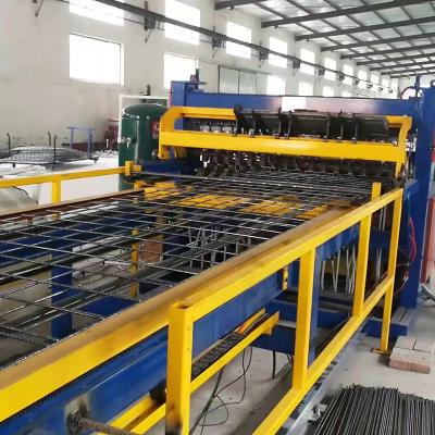 China Full Automatic Building Material Stores Welded Wire Mesh Making Machine for sale