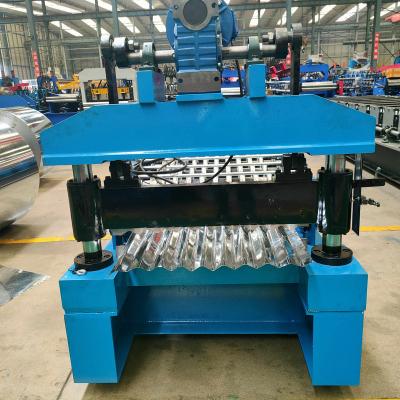 China Hotels Corrugated Roof Making Machine Corrugated Sheet Roll Forming Machine for sale