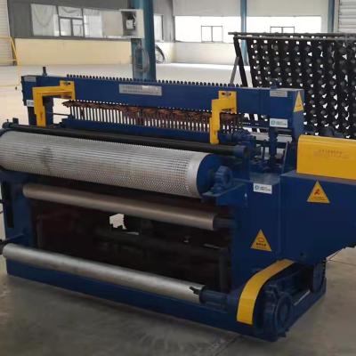 China Building Material Shops Automatic Hot Selling Wire Mesh Welding Machine For Panel Fence Wire Mesh Making Machine for sale