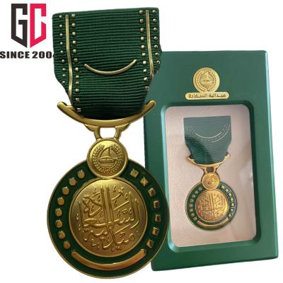 China Europe 12 Years Factory Custom Military Badge Medal UAE Saudi Government for sale