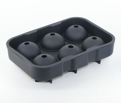 China Viable Wholesale Manufacturer Ice Cube Trays Silicone Sphere Ice Ball With Lid For Whiskey And Bourbon Cocktails for sale