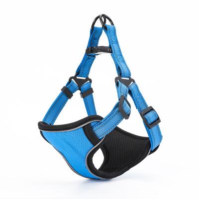 China Personalized Durable amazon pet tactical amazon vest dog cooling coat heavy duty outdoor pet leashes training chest dog coat harness for sale