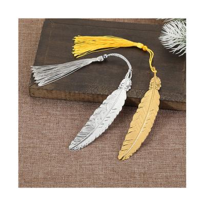 China China Supply Competitive Price Professional Marker Feather With Tassels for sale